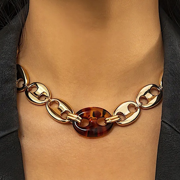 Gold Mariner Pignose Coffee Bean Exaggerated Statement Necklace - Picture 4 of 13